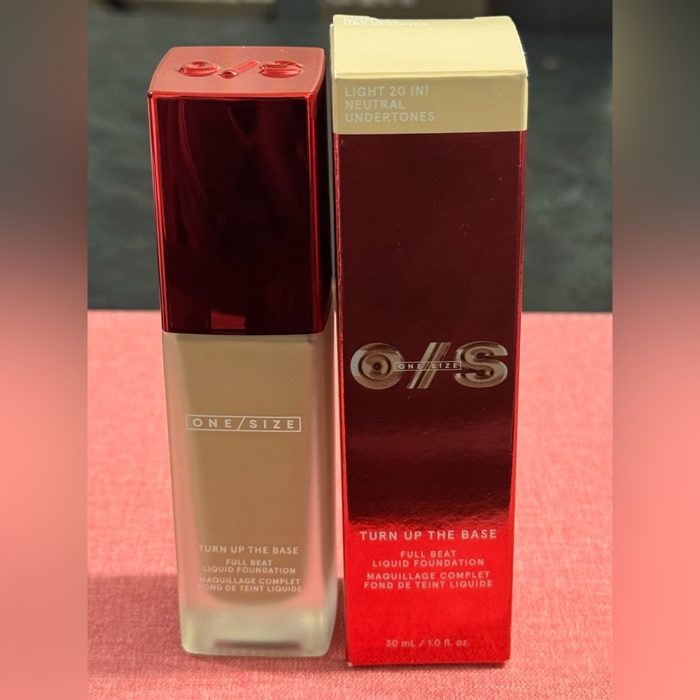ONE/SIZE Turn Up The Base Full Beat Liquid Foundation in Shade Light 20N Neutral